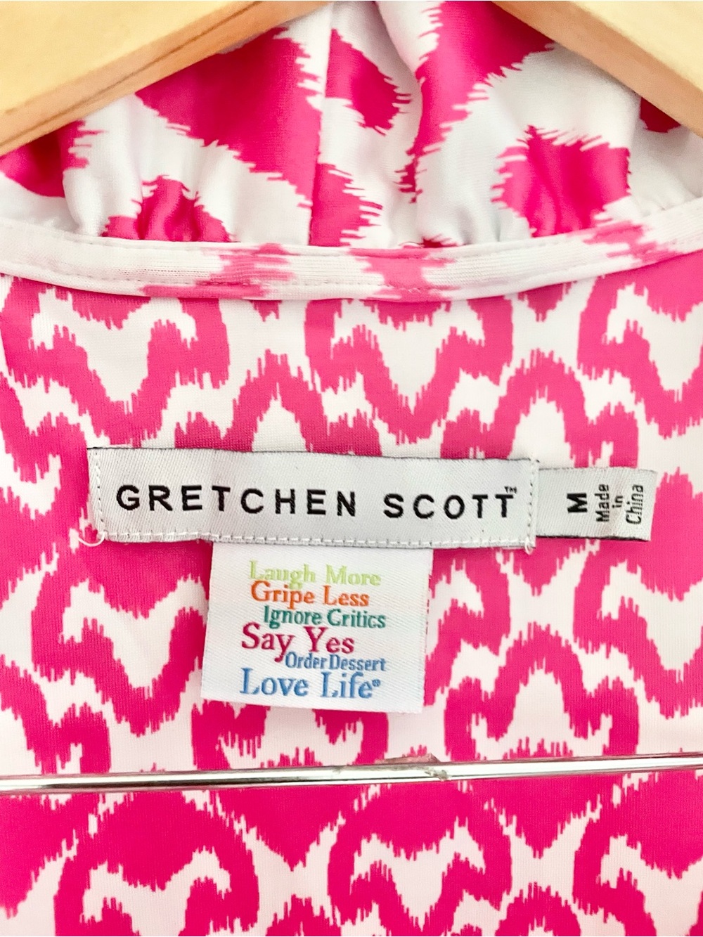 Gretchen Scott Dress Ruffle Neck Arabesque Pink Size M Stretch- LIKE NEW - Picture 6 of 9